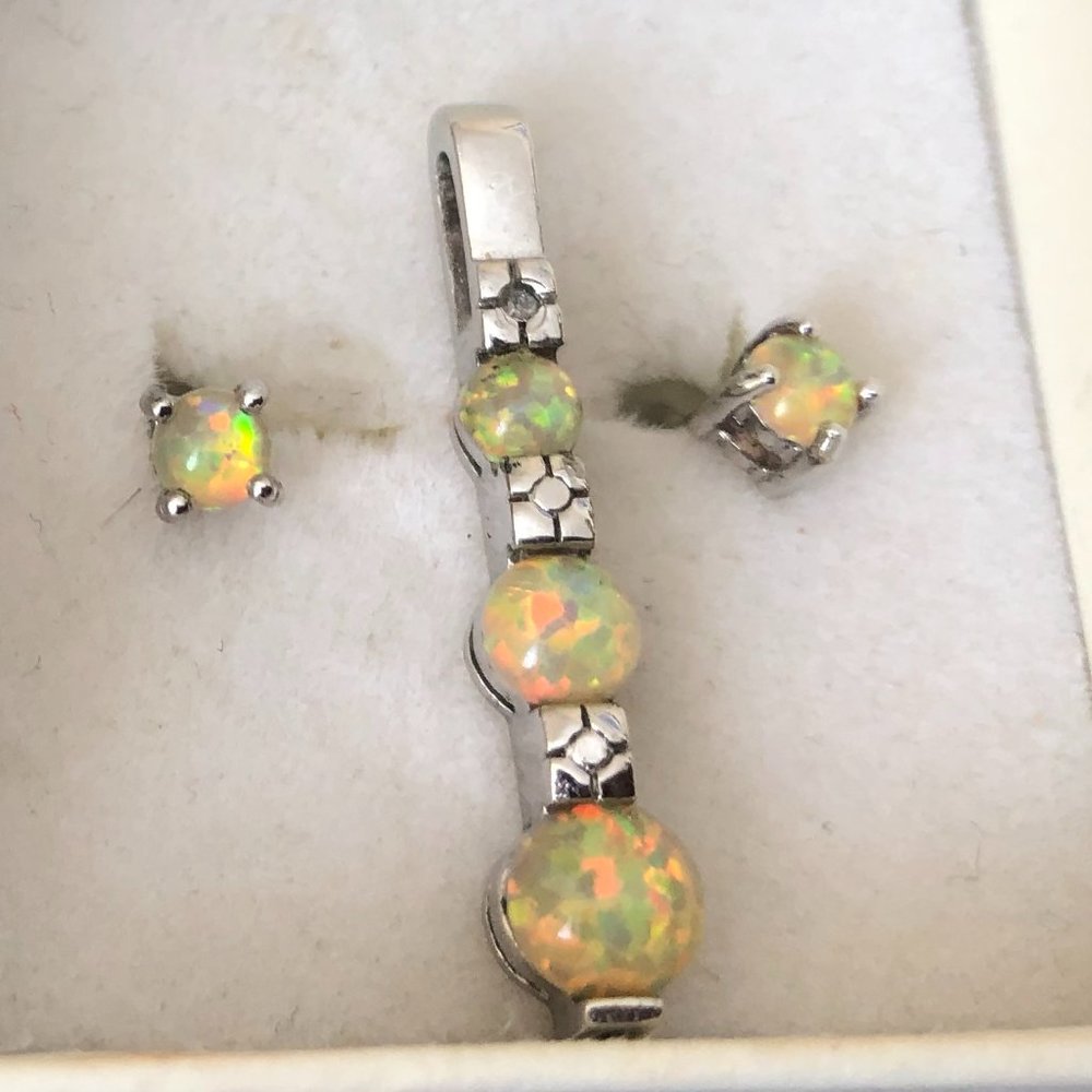 Opal and Silver Pendant and Earrings